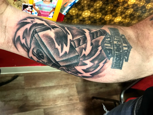 Tattoo Shop «Tattoo 42», reviews and photos, 753 SW 185th Ave, Beaverton, OR 97006, USA