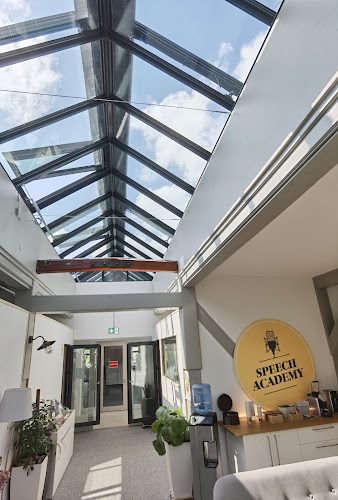 Speech Academy Schweiz - Schule