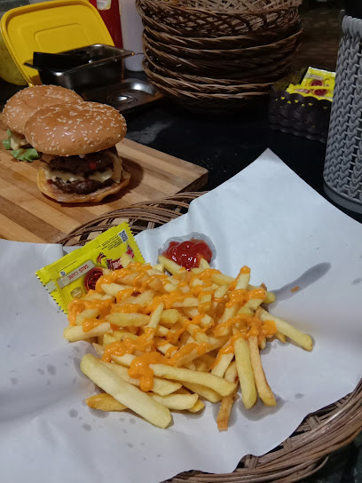 Big Brooo Burgers - Jl. Letjen Hertasning No.6D, Tidung, Rappocini, Makassar City, South Sulawesi 90222, Indonesia