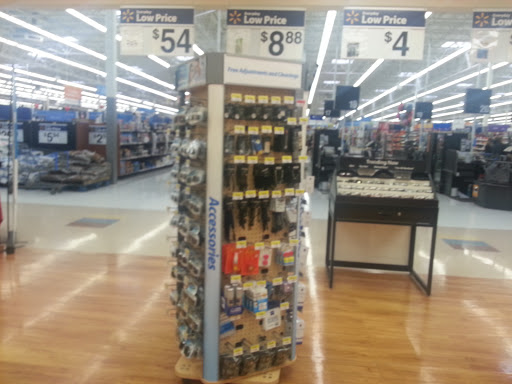 Department Store «Walmart Supercenter», reviews and photos, 1752 N Frontage Rd, Hastings, MN 55033, USA