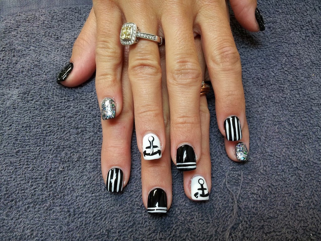 Shear Escape Salon 37341