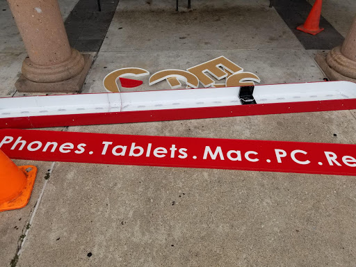 Phone Repair Service «Gadget MD- Cell Phone Repair», reviews and photos, 11660 Westheimer Rd #111, Houston, TX 77077, USA