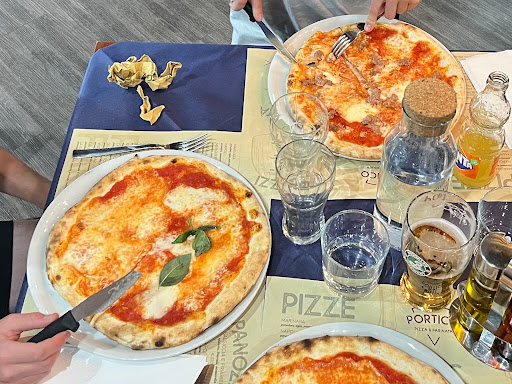 Al portico - Pizza&Farinata in Bardonecchia, Città Metropolitana di Torino