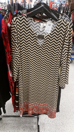 Clothing Store «Ross Dress for Less», reviews and photos, 5220 Jimmy Lee Smith Pkwy, Hiram, GA 30141, USA