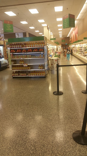 Supermarket «Publix Super Market at Country Club Plaza», reviews and photos, 18496 NW 67th Ave, Hialeah, FL 33015, USA
