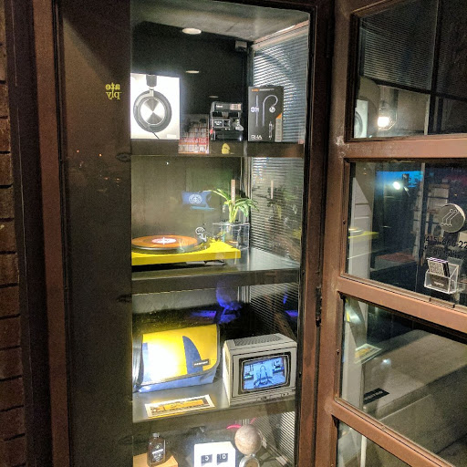 Electronics Store «Dijital Fix», reviews and photos, 820 Valencia St, San Francisco, CA 94110, USA