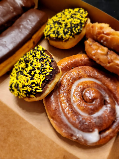 Donut Shop «The Donut Palace», reviews and photos, 37 Clarkson Rd, Ellisville, MO 63011, USA