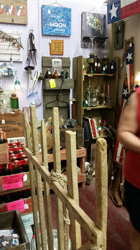 Antique Store «Craftiques Mall - Bandera Road», reviews and photos, 6751 Bandera Rd, San Antonio, TX 78238, USA