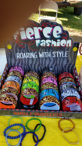 Flea Market «East Avon Flea Market», reviews and photos, 1520 W Henrietta Rd, Avon, NY 14414, USA