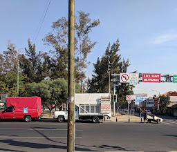 Monumento a Vasco de Quiroga photo