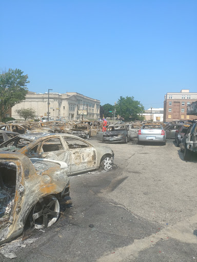 Used Car Dealer «Car Source», reviews and photos, 5821 Sheridan Rd, Kenosha, WI 53140, USA