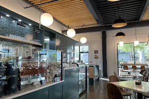 Breakaway Cafe image