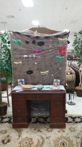 Thrift Store «Raleigh Rescue Mission Store and Donation Center», reviews and photos