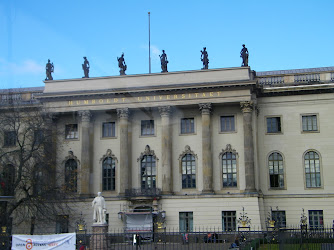 Innenhof Hauptgebäude Humboldt-Universität zu Berlin