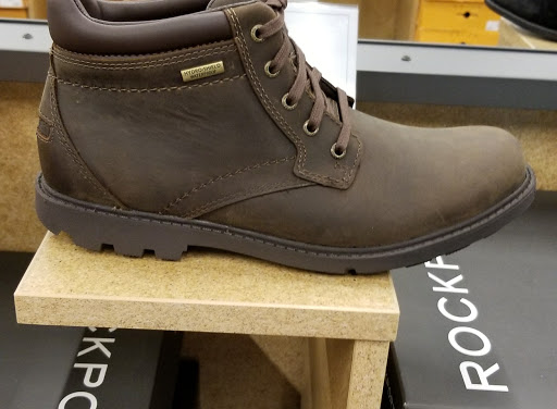 Shoe Store «DSW Designer Shoe Warehouse», reviews and photos, 11020 Parkside Dr, Knoxville, TN 37934, USA