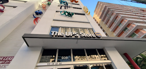 Shipping and Mailing Service «The UPS Store at Miami Brickell», reviews and photos, 936 SW 1st Ave, Miami, FL 33130, USA
