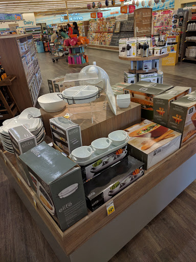 Supermarket «Lucky California», reviews and photos, 6843 Mission St, Daly City, CA 94015, USA