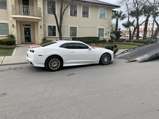 Auto Body Shop «Atlas Body Shop», reviews and photos, 922 E Carson, San Antonio, TX 78208, USA