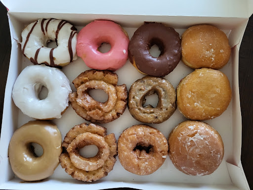 Donut Shop «Hole In One Donut 3», reviews and photos, 14406 N Florida Ave, Tampa, FL 33613, USA
