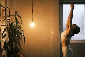 Dalmeet Kaur Yoga & Terapias image