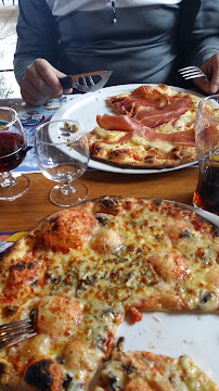 Plats et boissons du Pizzeria La Pierre Aux Loups à Châtel - n°2