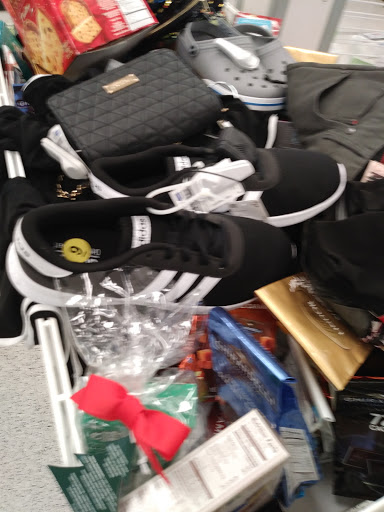 Clothing Store «Ross Dress for Less», reviews and photos, 550 John Ross Pkwy, Rock Hill, SC 29730, USA