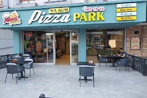 Wakum & Pizzapark image