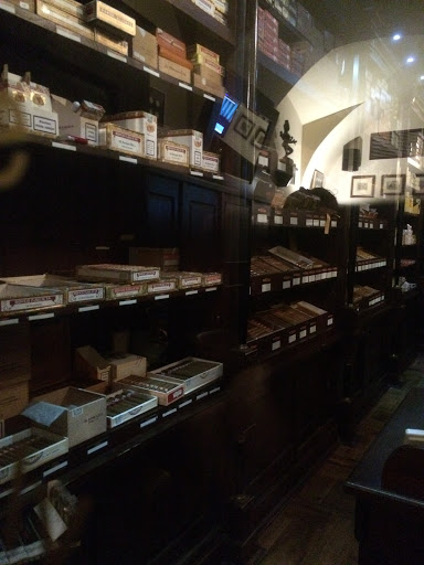 Cigar shops in Prague