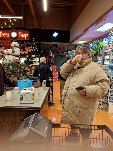 Supermarket «Wegmans», reviews and photos, 370 Orchard Park Rd, West Seneca, NY 14224, USA