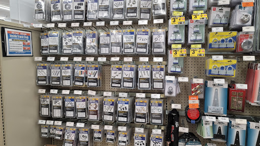 Hardware Store «Harbor Freight Tools», reviews and photos, 323 E Merritt Island Causeway, Merritt Island, FL 32952, USA