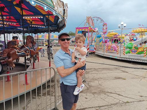 Shopping Mall «Golf Mill Shopping Center», reviews and photos, 239 Golf mill Center, Niles, IL 60714, USA