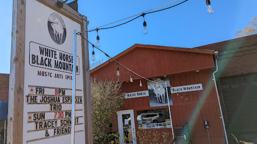 Live Music Venue «White Horse Black Mountain», reviews and photos, 105 Montreat Rd, Black Mountain, NC 28711, USA