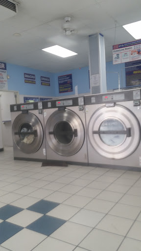 Laundromat «Speed Wash Laundry», reviews and photos, 9340 Magnolia Ave, Riverside, CA 92503, USA