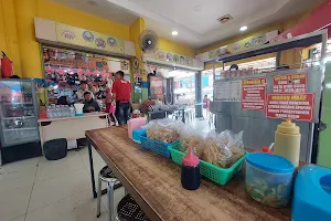 Mie Ayam Bakso AA - Dewi Sartika Plaza image