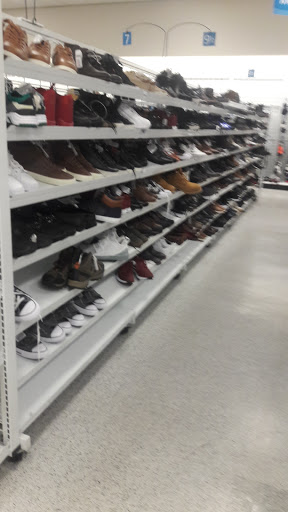 Clothing Store «Ross Dress for Less», reviews and photos, 19800 Hawthorne Blvd, Torrance, CA 90503, USA