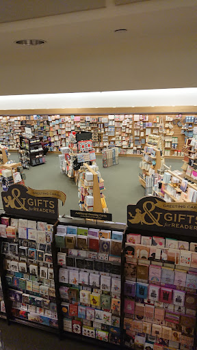 Book Store «Barnes & Noble», reviews and photos, 4020 Sharon Rd, Charlotte, NC 28211, USA