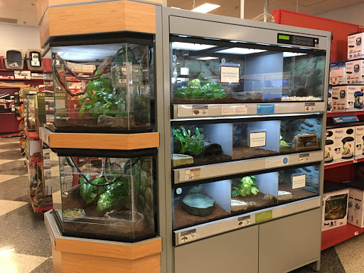 Pet Supply Store «Petco Animal Supplies», reviews and photos, 6612 Richmond Hwy, Alexandria, VA 22306, USA