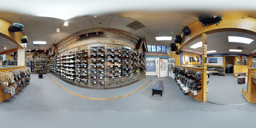 Outdoor Sports Store «U.S. Outdoor», reviews and photos, 219 SW Broadway, Portland, OR 97205, USA