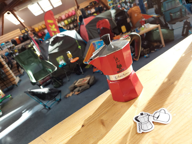 Comentarii opinii despre Mountex - Váci út