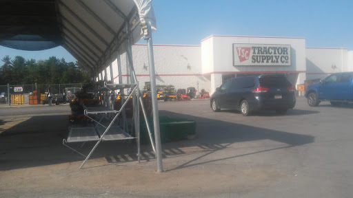 Home Improvement Store «Tractor Supply Co.», reviews and photos, 6885 US-322, Franklin, PA 16323, USA