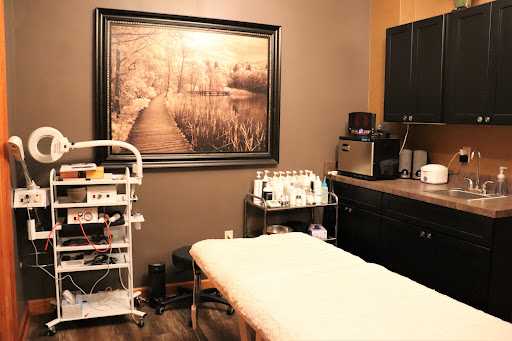 Beauty Salon «Trans4mation Salon», reviews and photos, 14 S West End Ave, Lancaster, PA 17603, USA