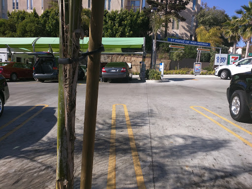 Car Wash «Washman Car Wash Mission Bay San Diego», reviews and photos, 2572 Clairemont Dr, San Diego, CA 92117, USA