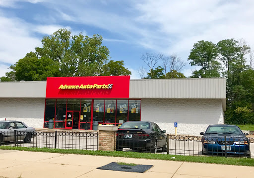 Auto Parts Store «Advance Auto Parts», reviews and photos, 6901 Olive Blvd, University City, MO 63130, USA
