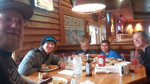 Logans Roadhouse image