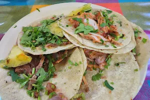Tacos El Carboncito image