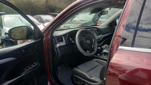 Auto Body Shop «Williams Paint & Body Inc», reviews and photos, 924 Military Pkwy, Mesquite, TX 75149, USA