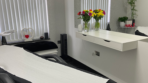 Violet Beauty Lounge • waxing & threading • London