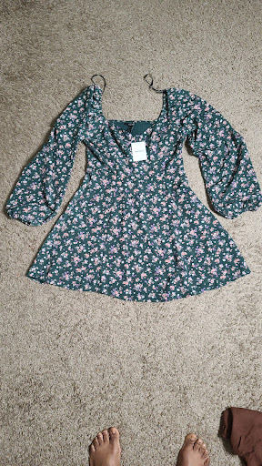 Clothing Store «F21 RED», reviews and photos, 121 Pavilion Pkwy A, Fayetteville, GA 30214, USA