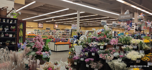 Grocery Store «Pavilions», reviews and photos, 845 E California St, Pasadena, CA 91106, USA