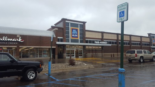 Supermarket «ALDI», reviews and photos, 5038 Highland Rd, Waterford Twp, MI 48327, USA